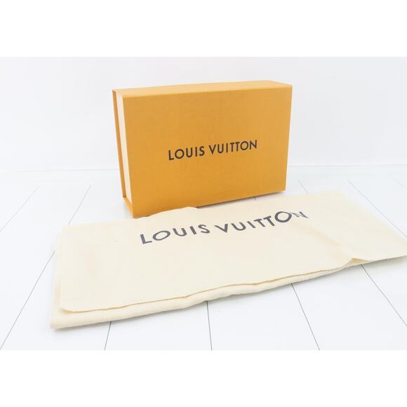 Louis Vuitton Mink Fur Bag Monogram Milla Vision MM Gray Vintage Rare Shoulder - Picture 14 of 14